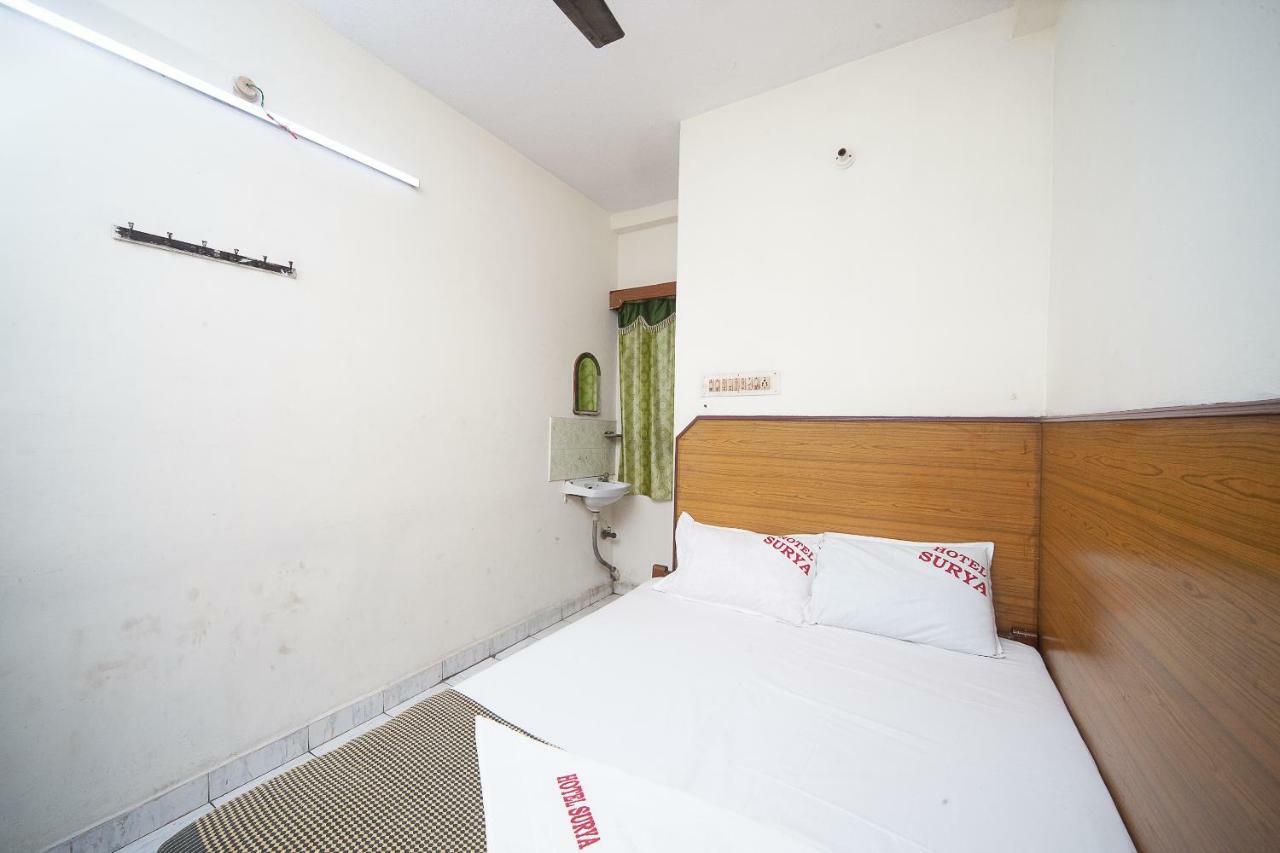 Spot On 38565 Hotel Surya Thiruvengadam St Chennai Luaran gambar