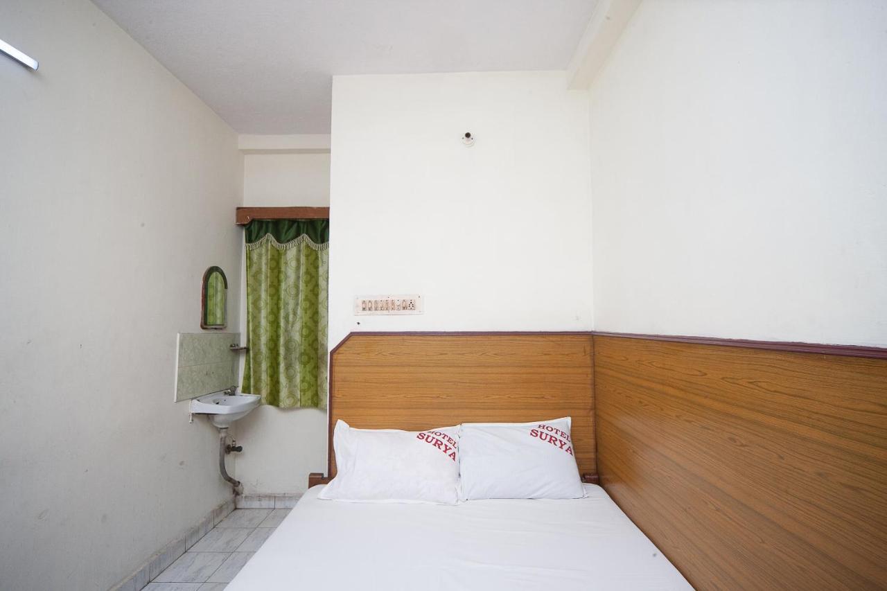 Spot On 38565 Hotel Surya Thiruvengadam St Chennai Luaran gambar